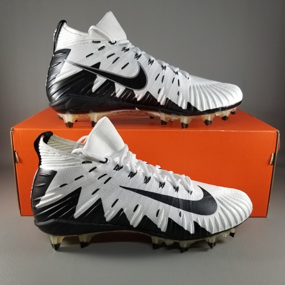 alpha menace elite cleats